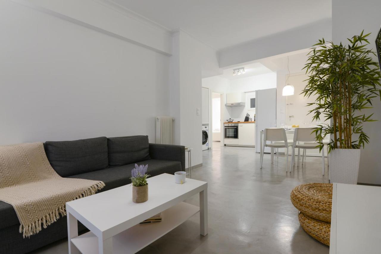 Athens One Apartment By Olala Homes Екстериор снимка