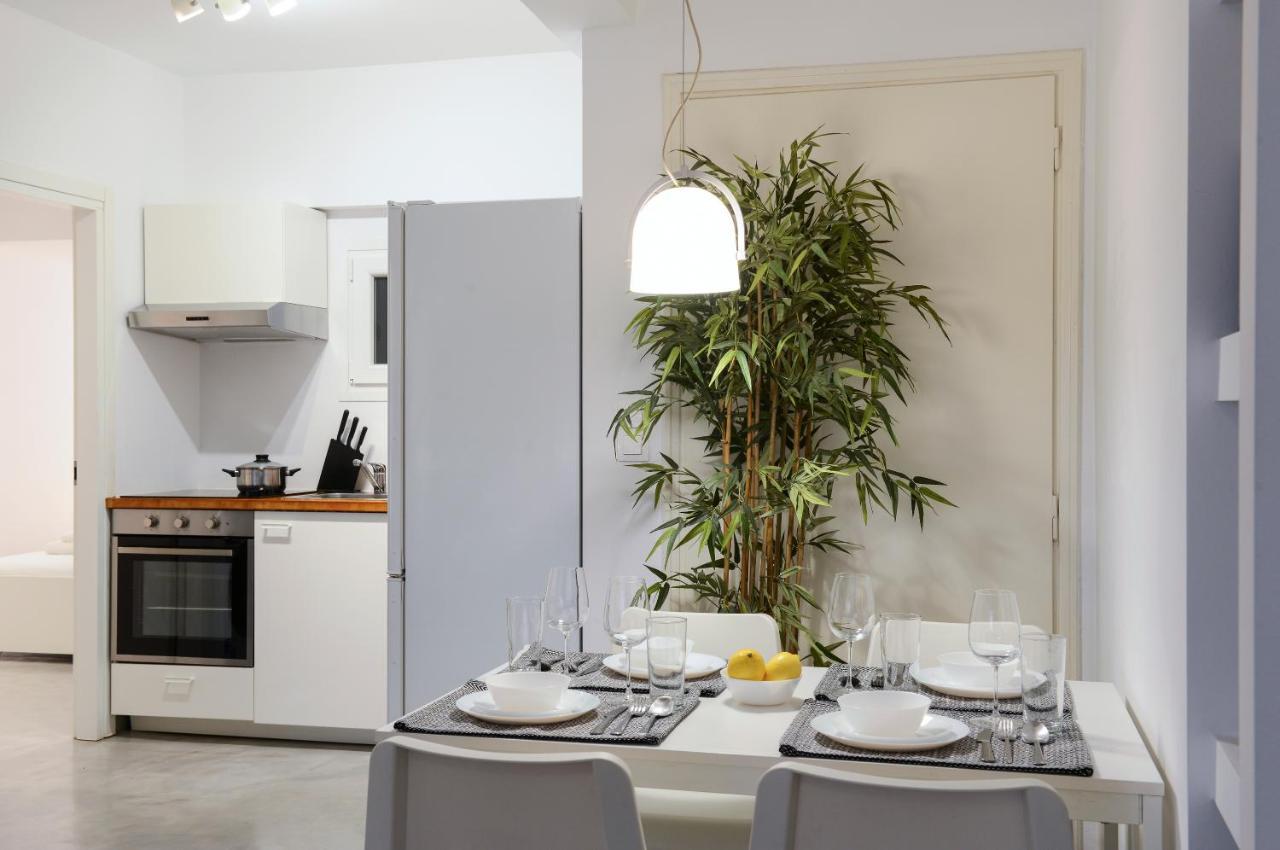 Athens One Apartment By Olala Homes Екстериор снимка
