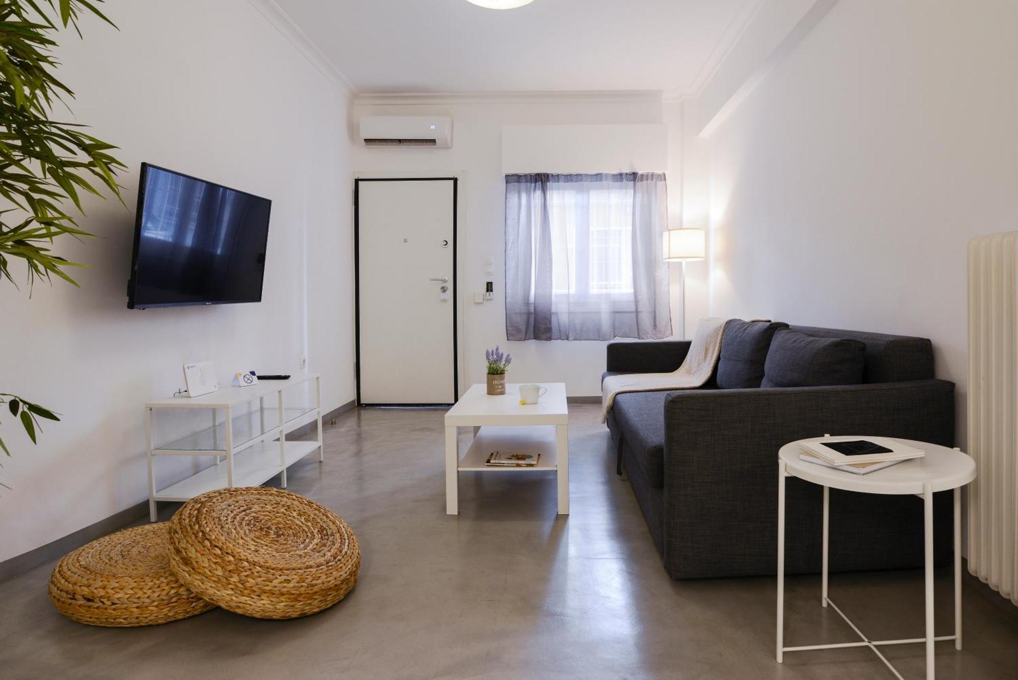 Athens One Apartment By Olala Homes Екстериор снимка